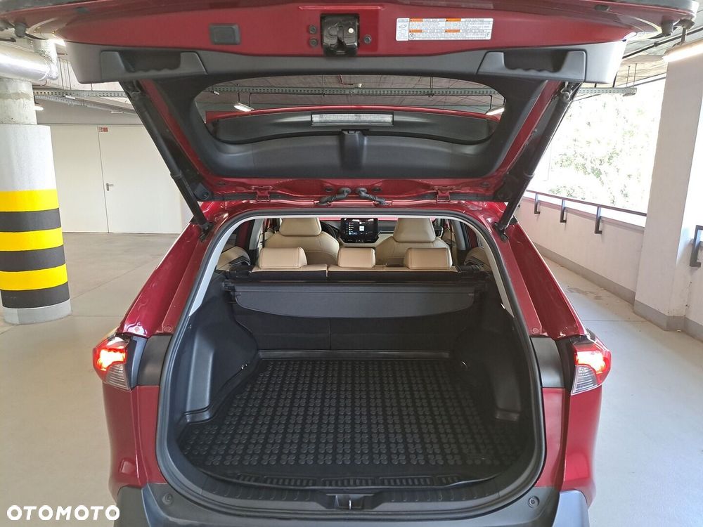 Toyota RAV4 - 16