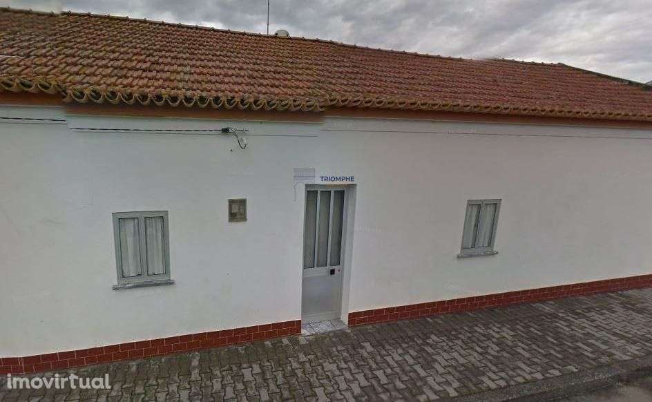 Quinta com 9788m2 de Terreno em Coruche - Grande imagem: 2/9