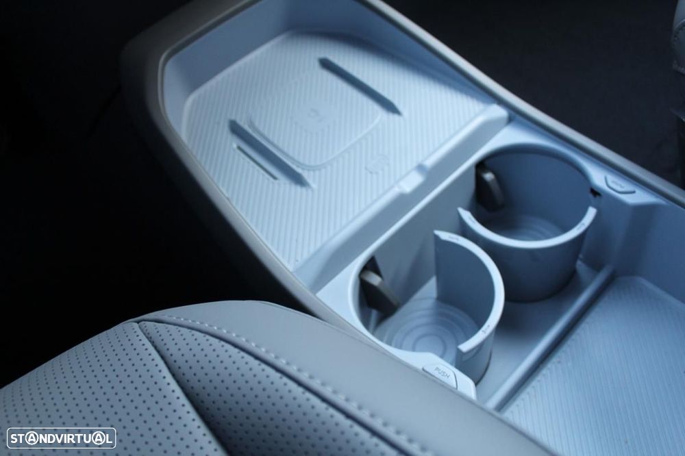 Kia EV3 81,4-kWh FWD Earth - 34