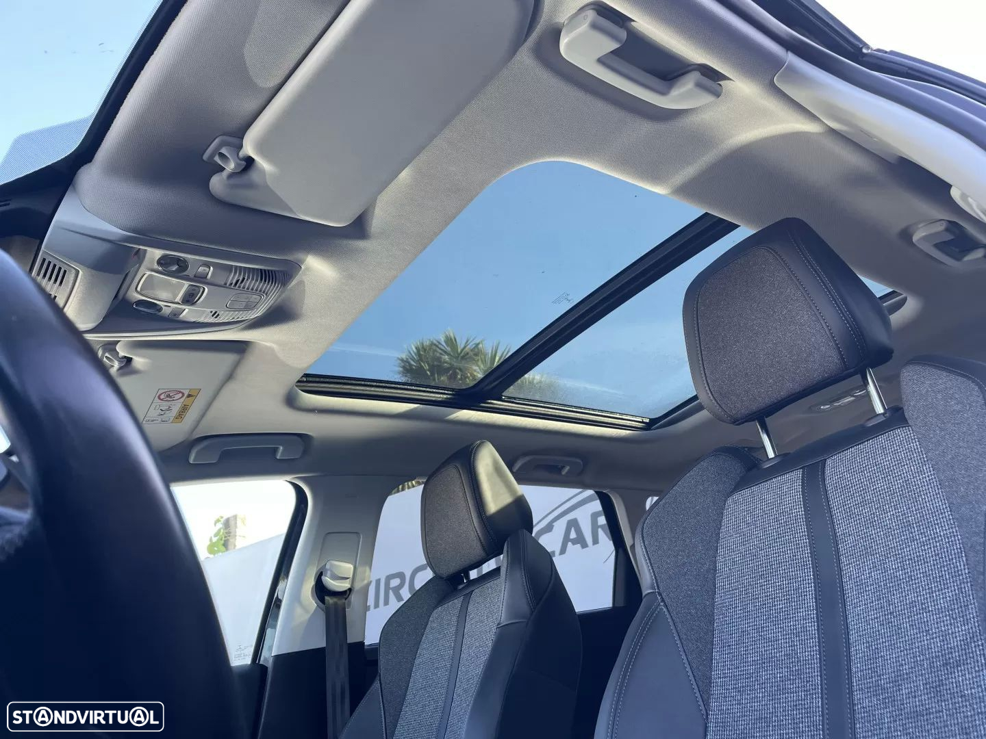 Peugeot 5008 1.2 PureTech Allure EAT8 - 5