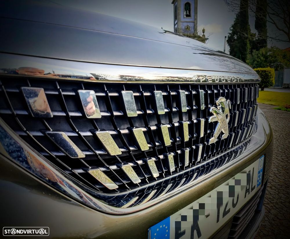 Peugeot 3008 PureTech 130 Stop & Start GPF Allure Pack - 20