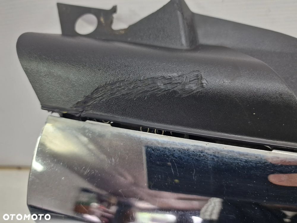 OPEL ZAFIRA B 05- ATRAPA / GRILL PRZEDNI PRZÓD , NR 13136136 , NR AUKCJI GL577 - 11