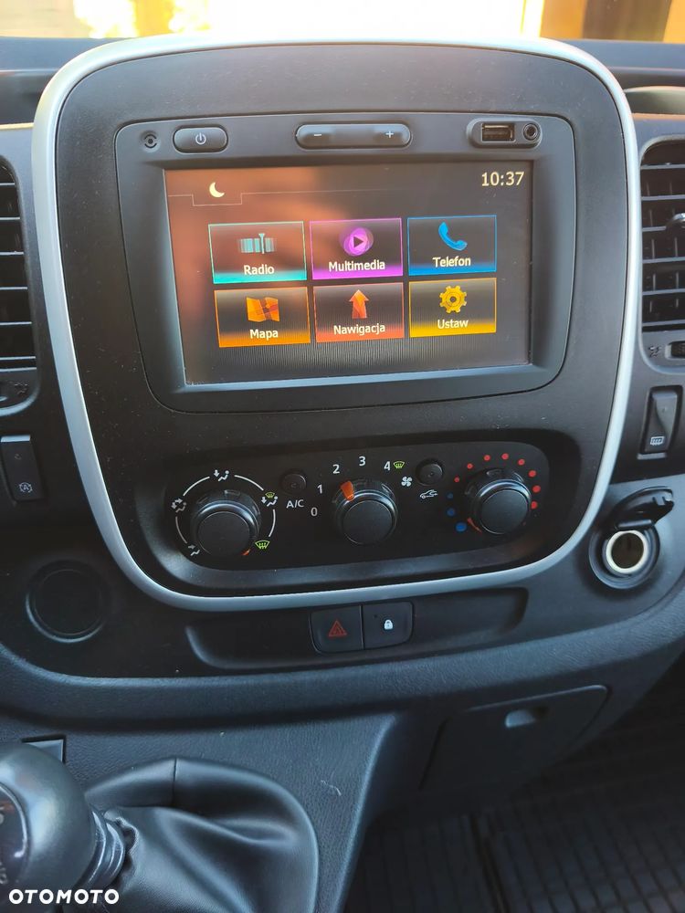 Renault Trafic - 17