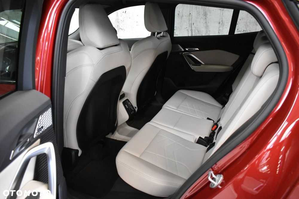 BMW X2 - 24