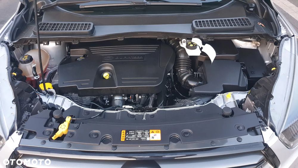 Ford Kuga 2.0 TDCi 2x4 ST-Line - 36