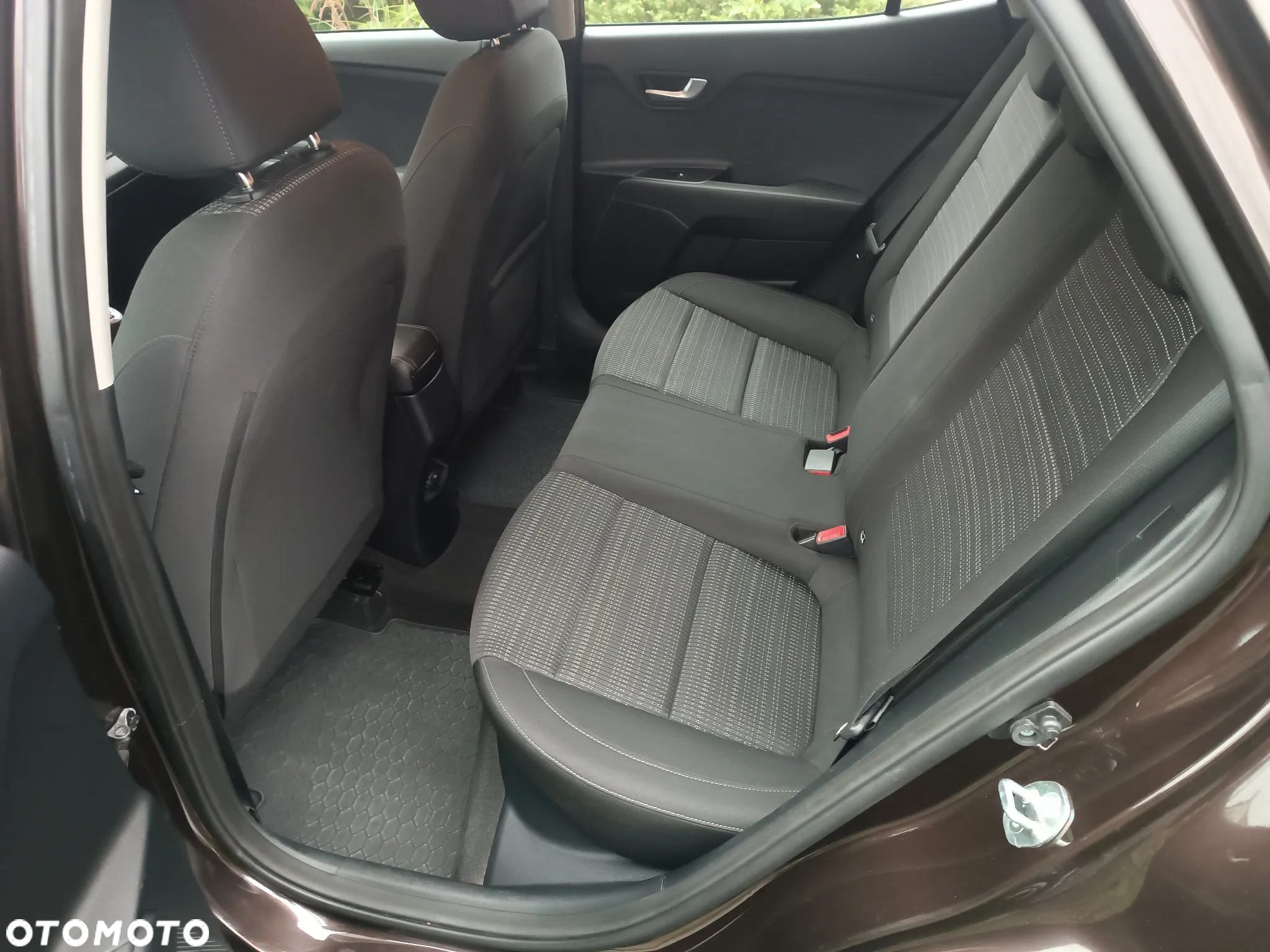 Kia Stonic - 12