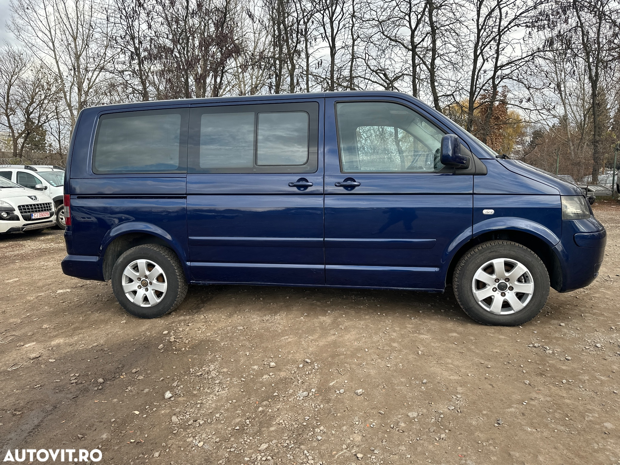 Volkswagen Multivan - 6
