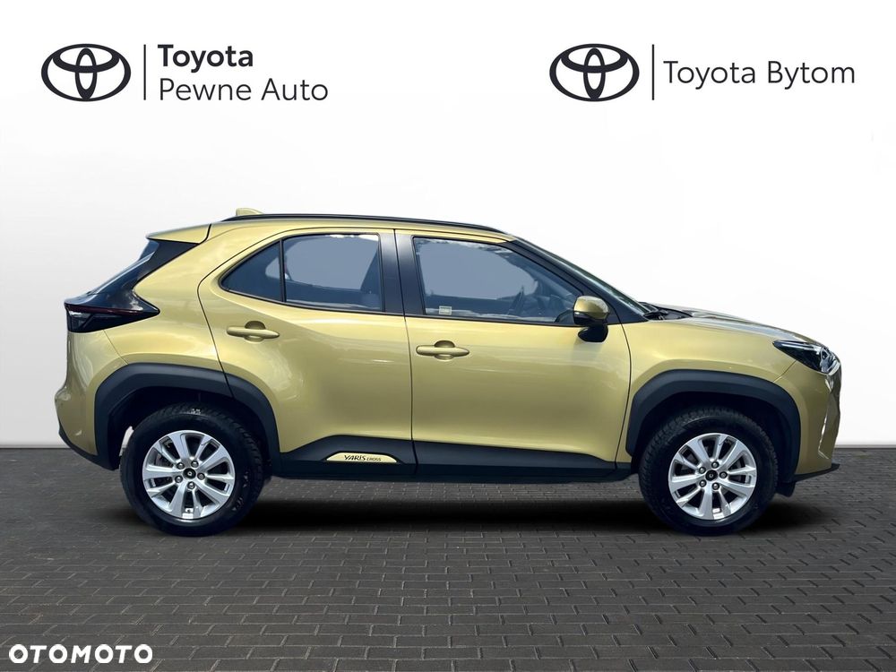 Toyota Yaris Cross Hybrid 1.5 Comfort 4x4 - 15