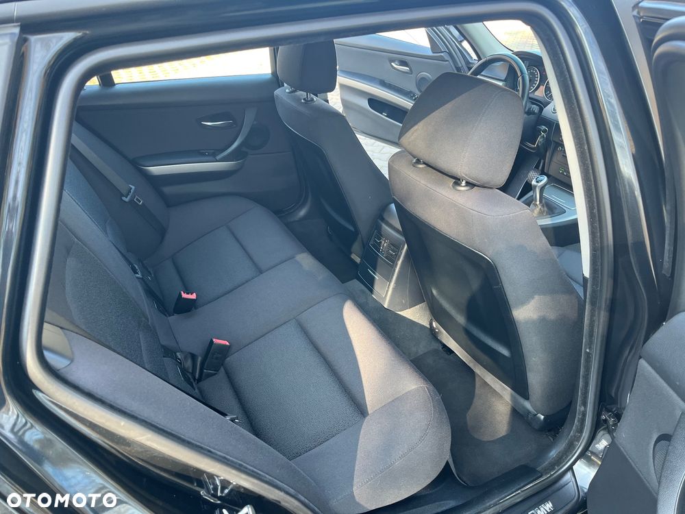 BMW Seria 3 - 15