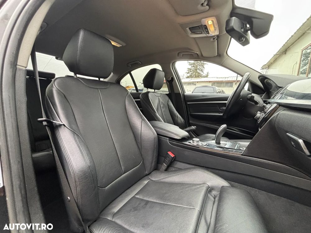 BMW Seria 3 330e iPerformance Sport Line - 27