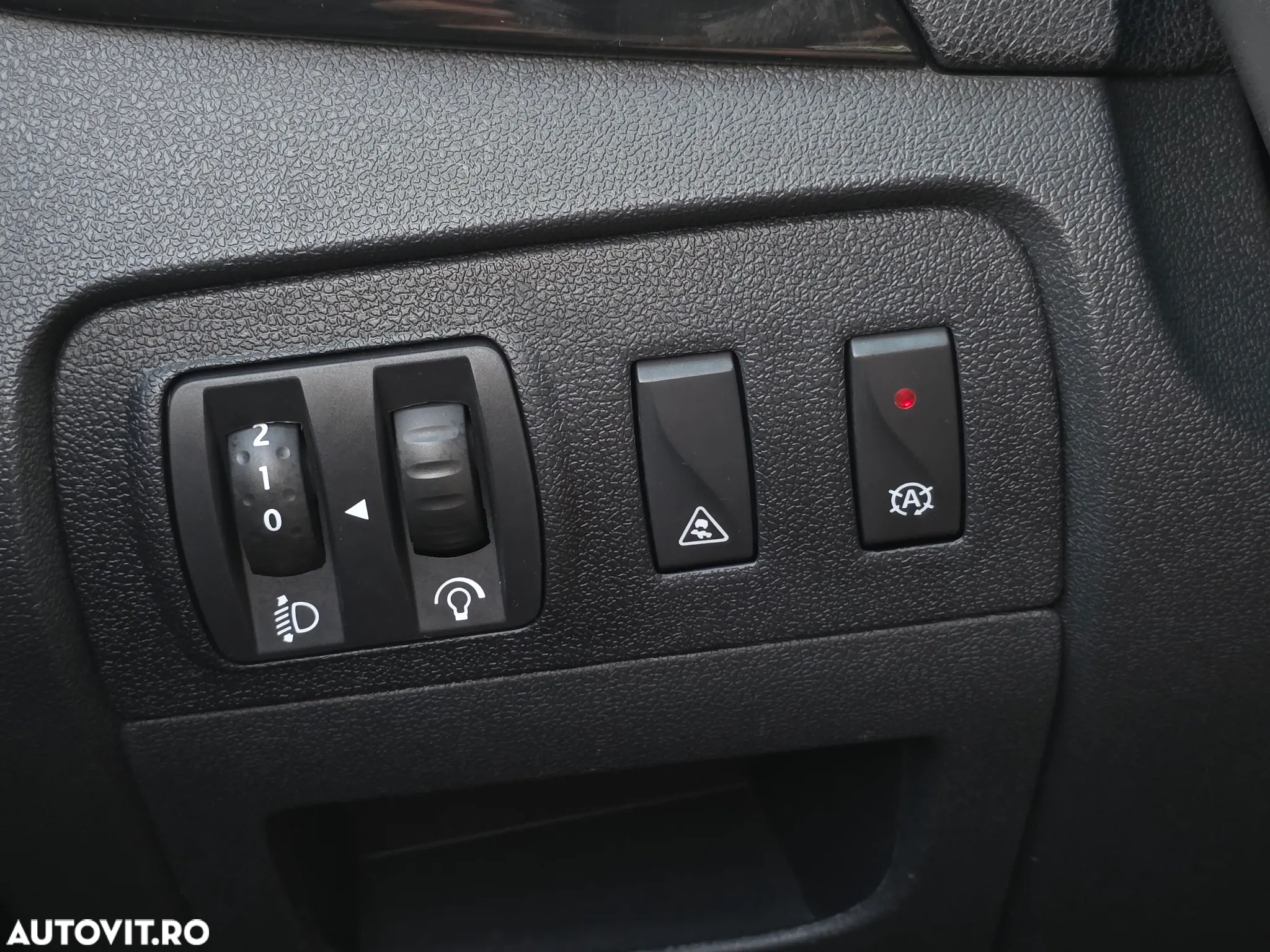 Renault Scenic ENERGY dCi 130 BOSE EDITION - 31