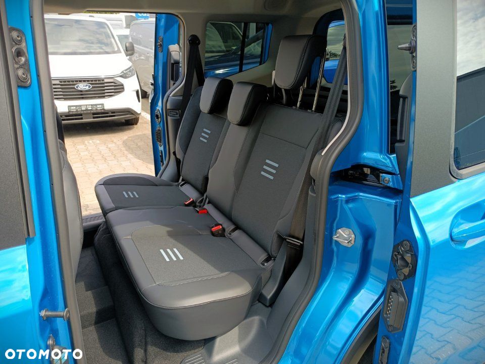 Ford Tourneo Courier - 13