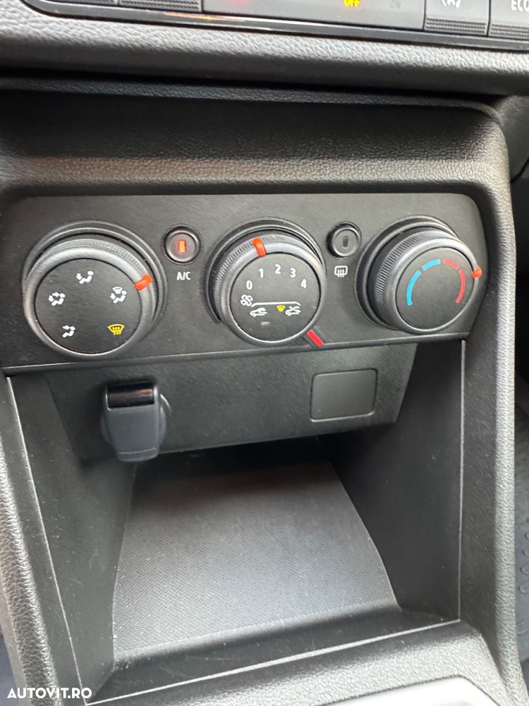 Dacia Logan TCe 90 MT6 Expression - 19