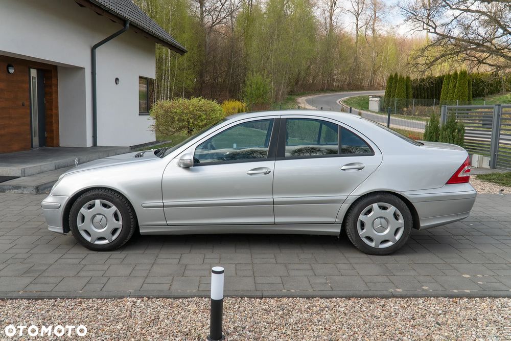 Mercedes-Benz Klasa C 200 Kompressor Automatik Classic - 6