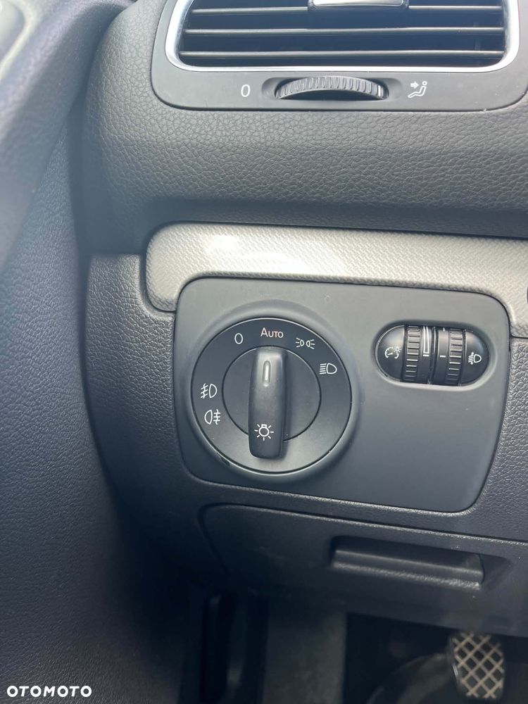 Volkswagen Golf - 14
