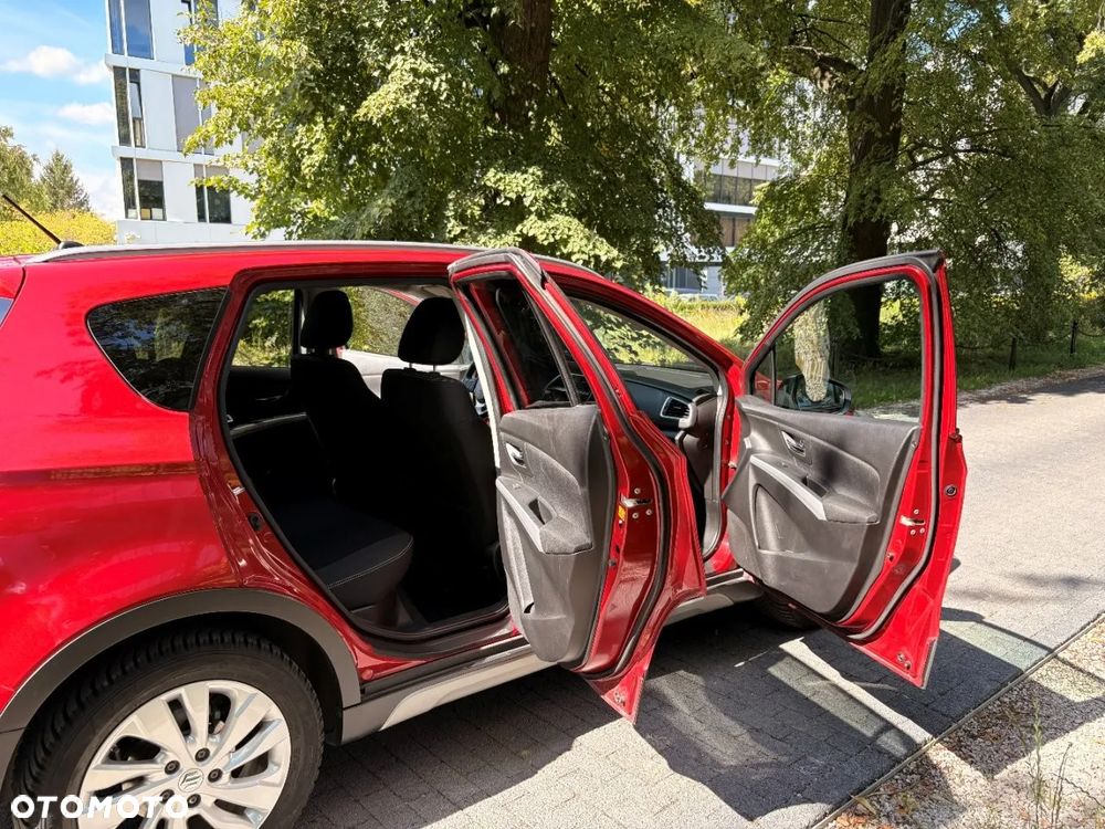 Suzuki SX4 S-Cross - 14