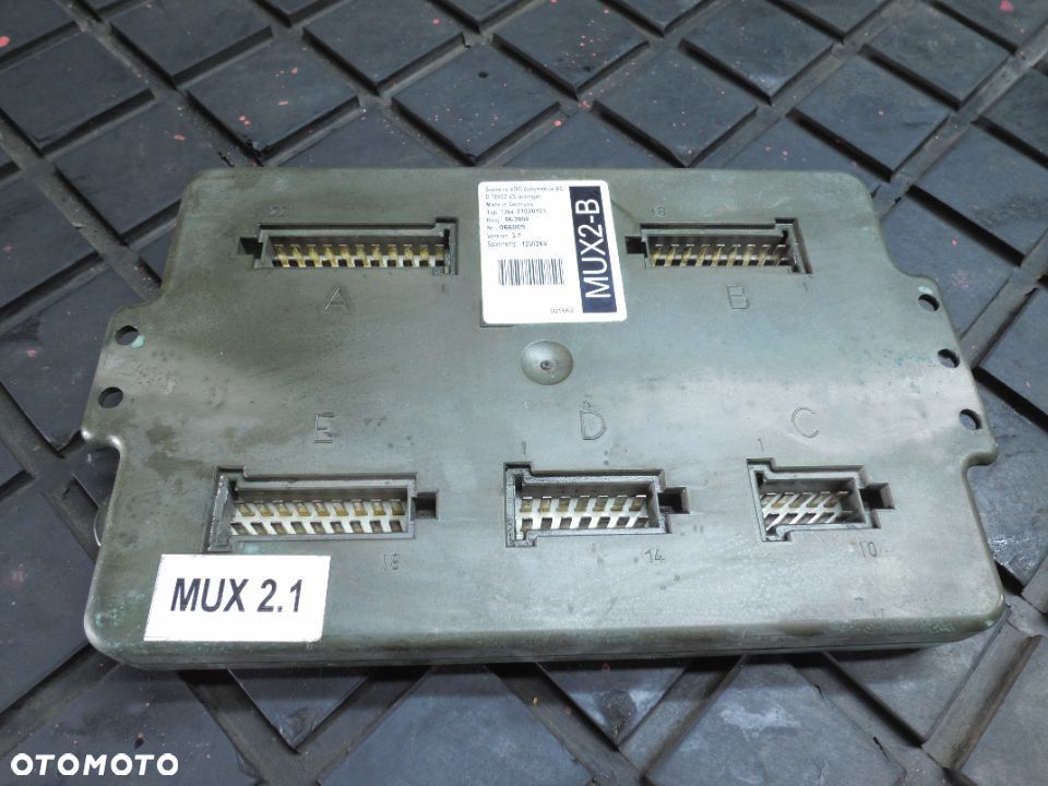1364.21020101 STEROWNIK KOMPUTER MODUŁ MUX2-B SOLARIS VERSION 3.1 POSIADAM 4 SZTUKI - 1