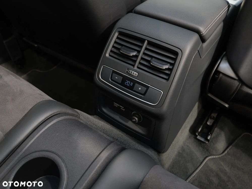 Audi A5 Cabrio - 38