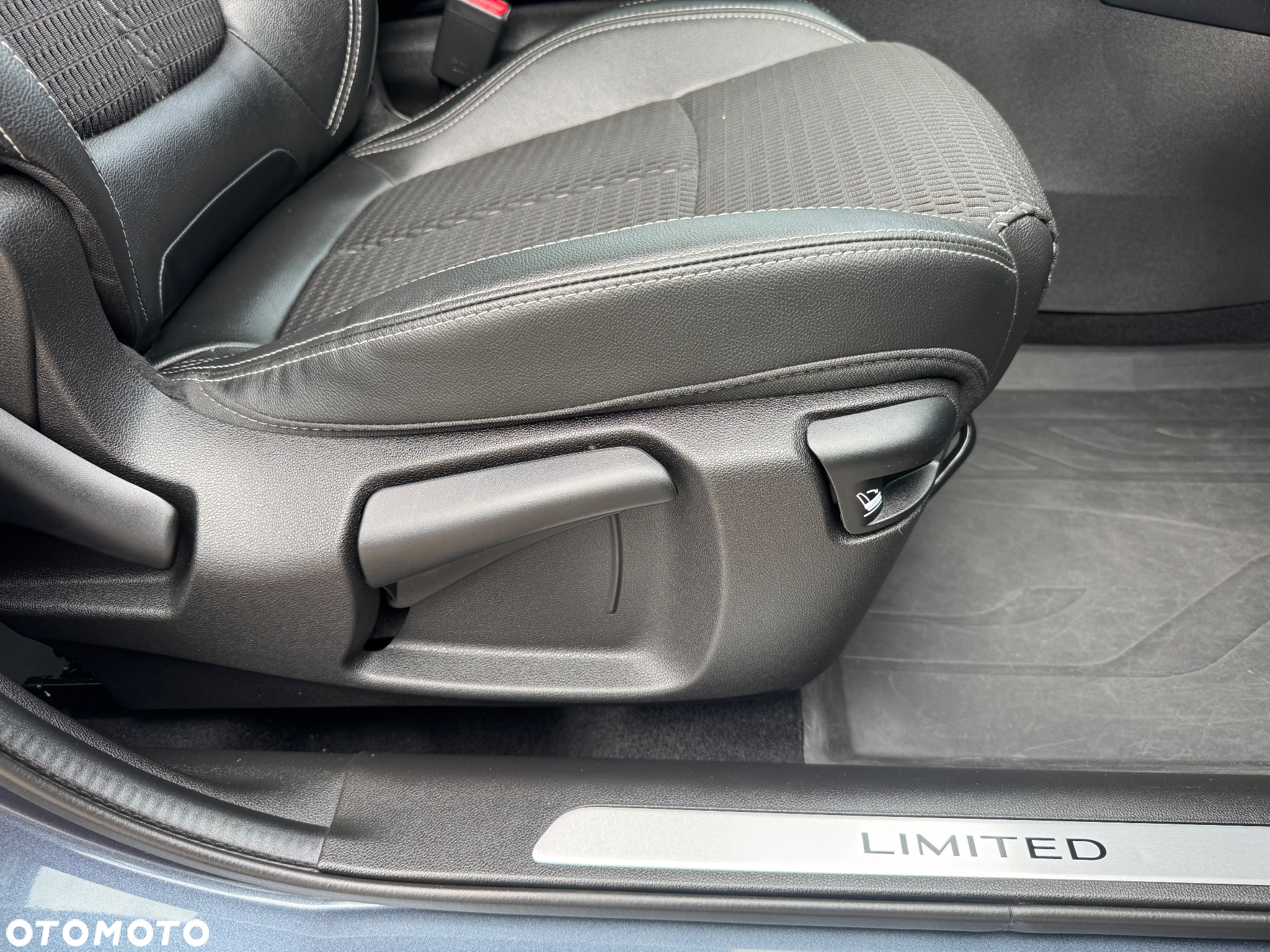 Renault Kadjar 1.3 TCe FAP Limited - 30