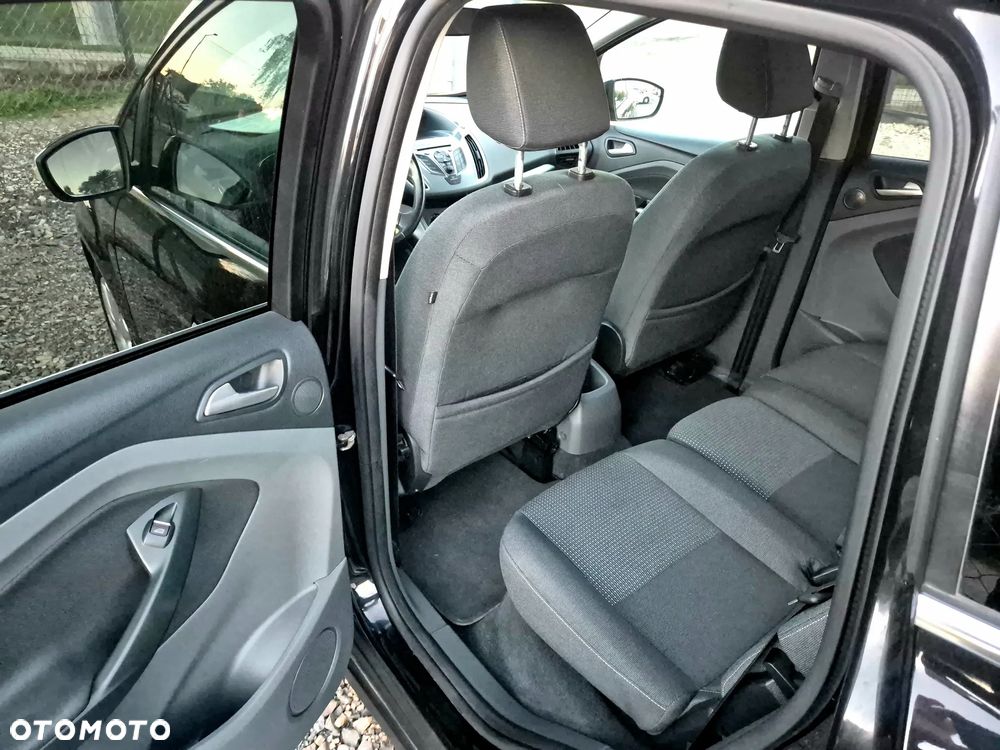 Ford C-MAX - 11