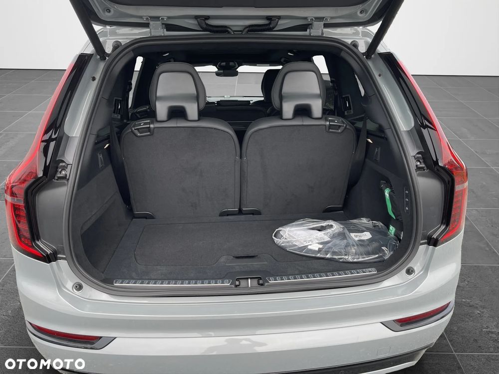 Volvo XC 90 T8 AWD Plug-In Hybrid Ultra Black Edition 7os - 16