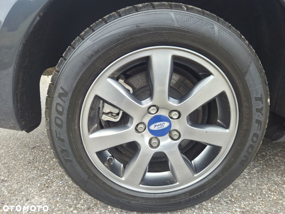 Ford Mondeo 1.6 T Ambiente - 25