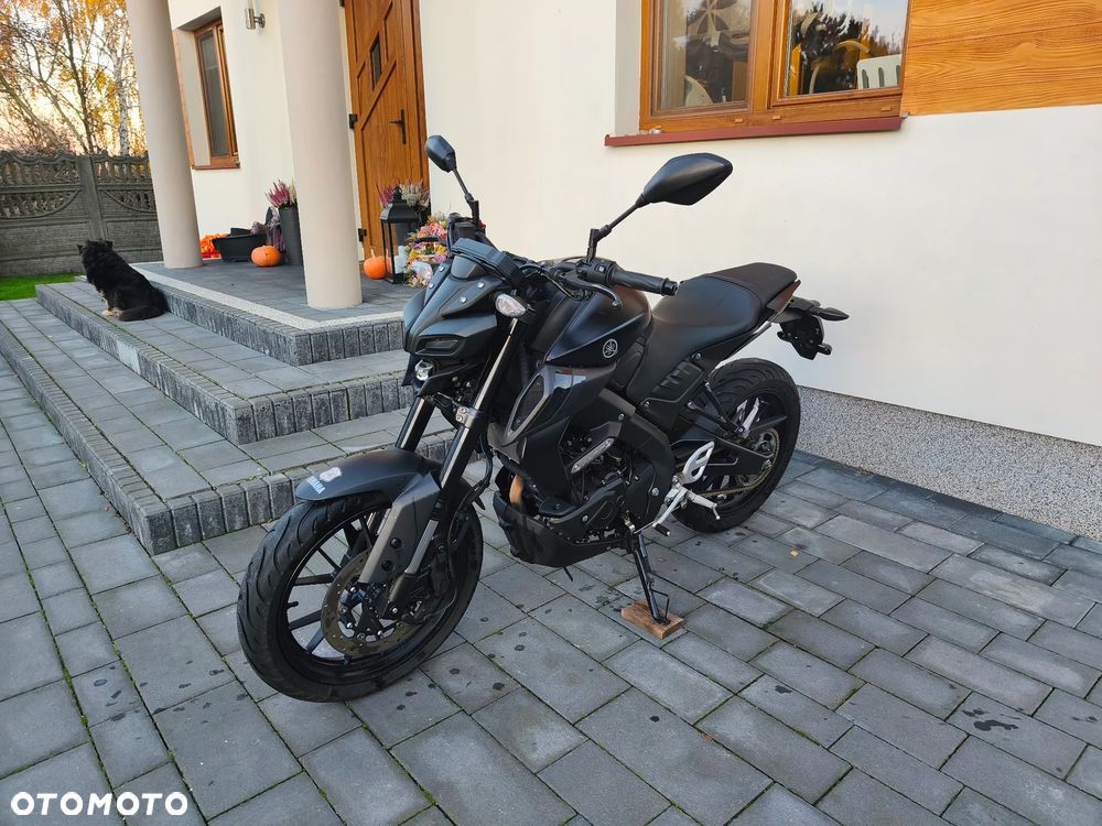 Yamaha MT - 8