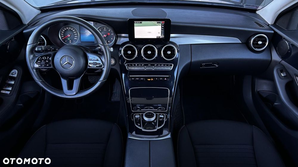 Mercedes-Benz Klasa C 220 d 9G-TRONIC - 20
