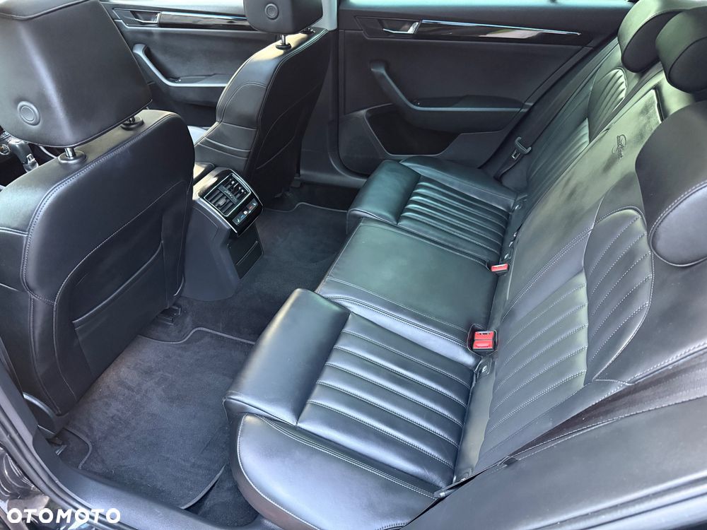 Skoda Superb 2.0 TDI DSG L&K - 17