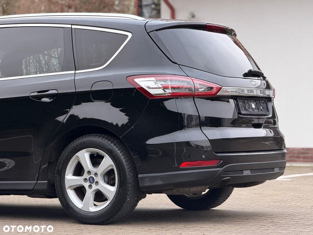 Ford S-Max - 24