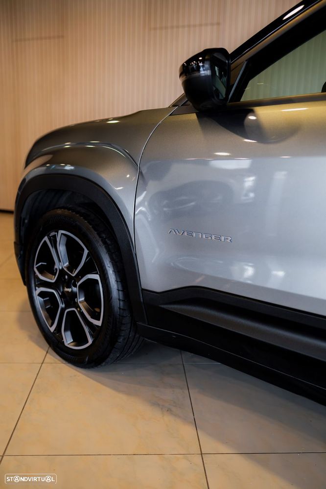 Jeep Avenger Summit - 19