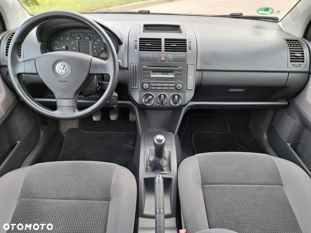 Volkswagen Polo - 21