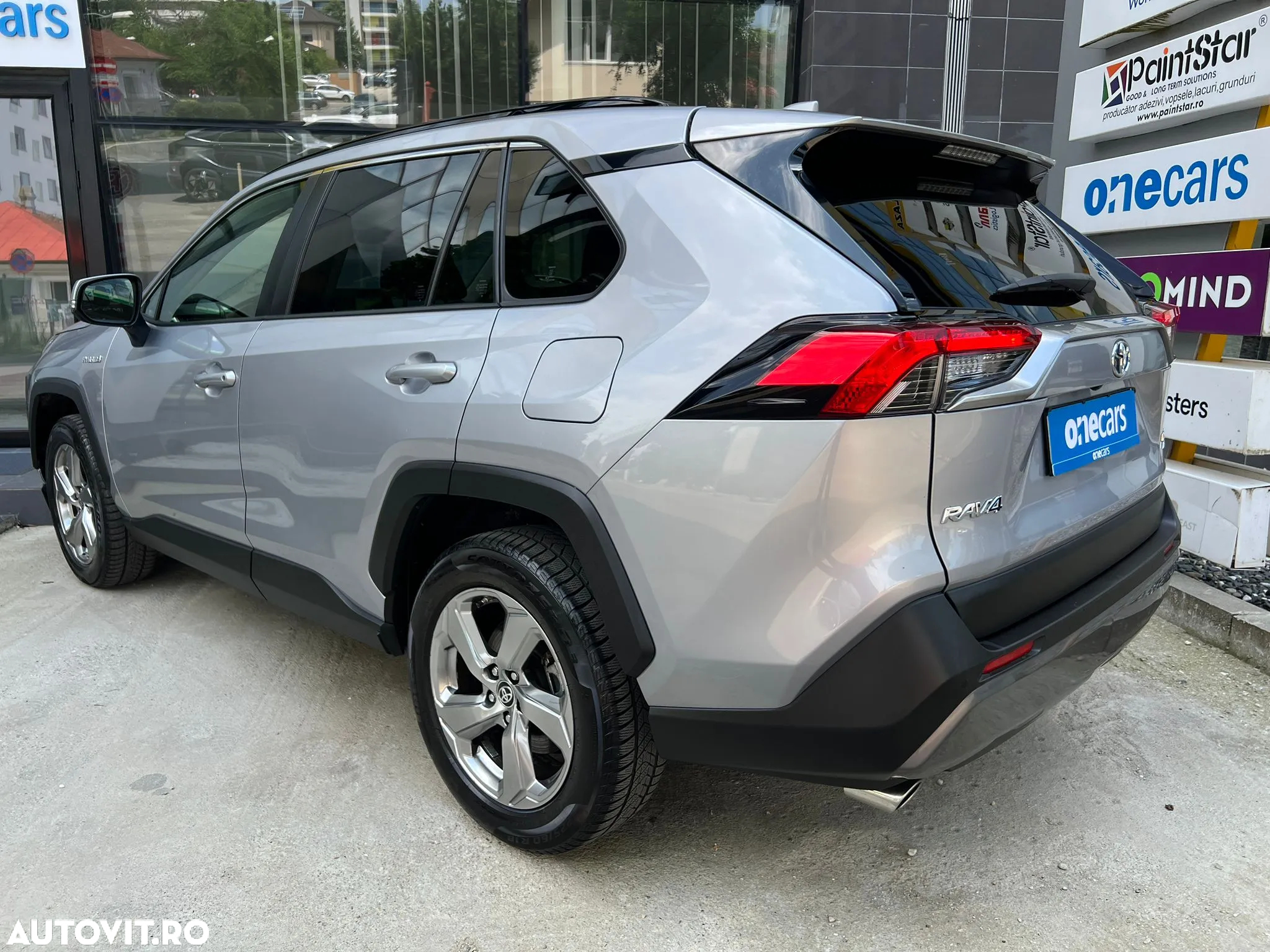 Toyota RAV4 - 3