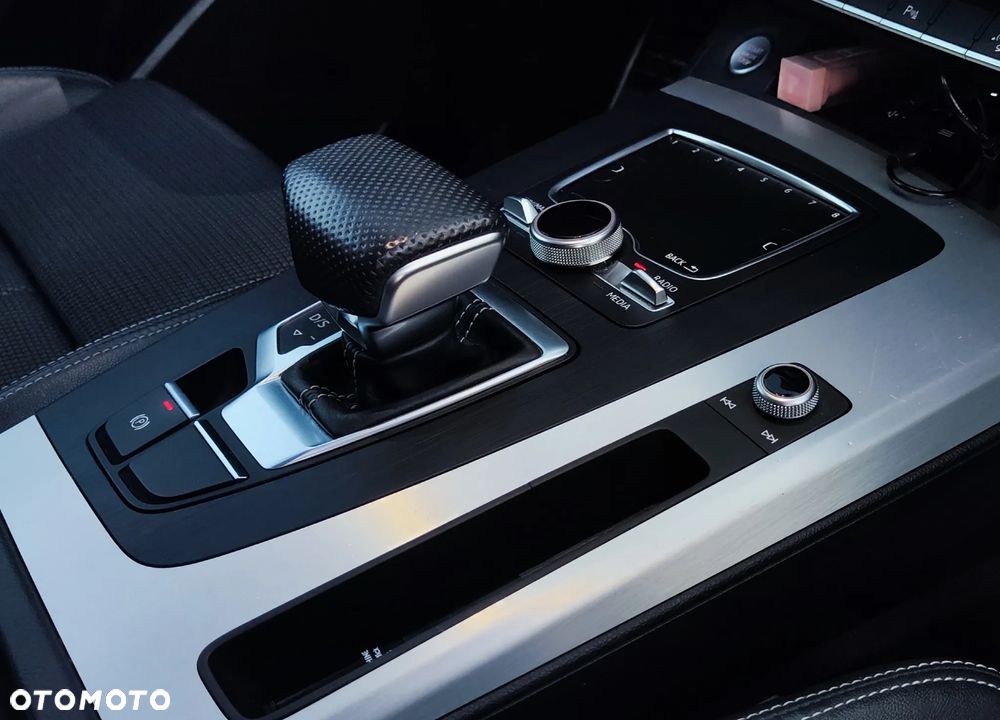 Audi Q5 40 TDI Quattro S tronic design - 30