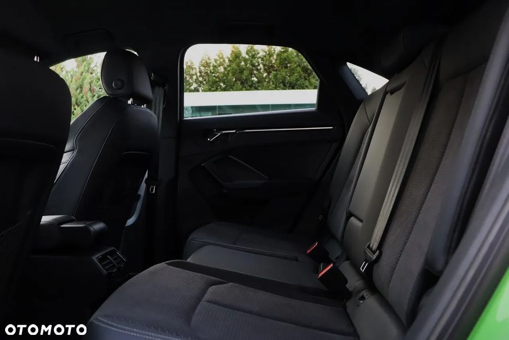 Audi Q3 Sportback - 27