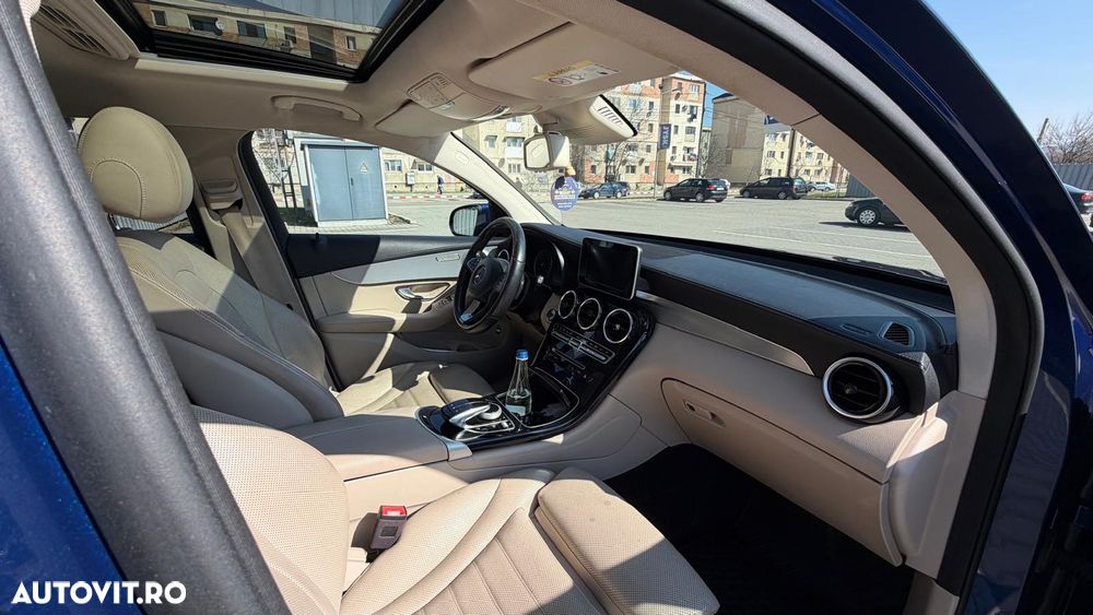 Mercedes-Benz GLC Coupe 250 d 4MATIC - 24
