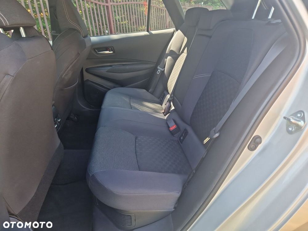 Toyota Corolla 1.8 Hybrid Comfort - 13