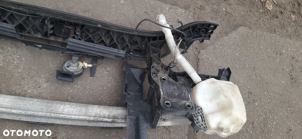 Megane 2 Pas przedni wzmocnienie czołowe belka pod zderzak Belka pod chłodnice ZDERZAK BŁOTNIKI Przód Tył , Klapa tylna bagażnika - Renault Megane II - Zielone - 14