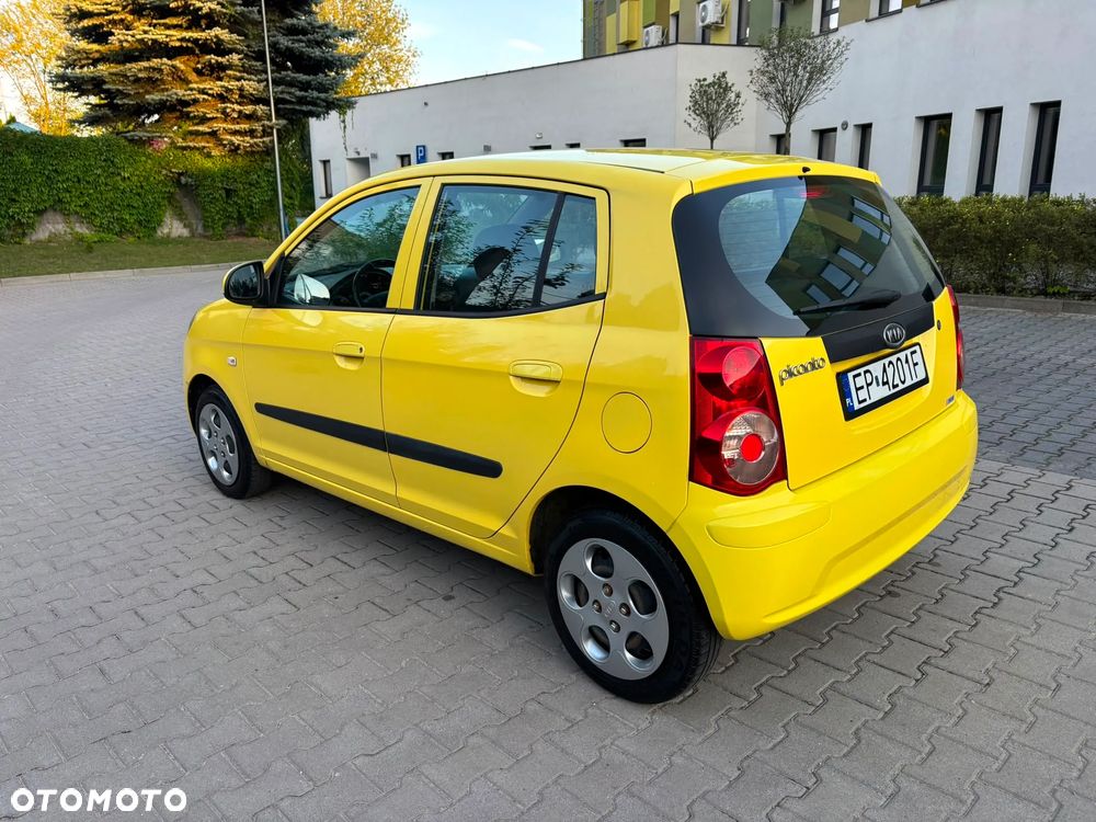 Kia Picanto - 16