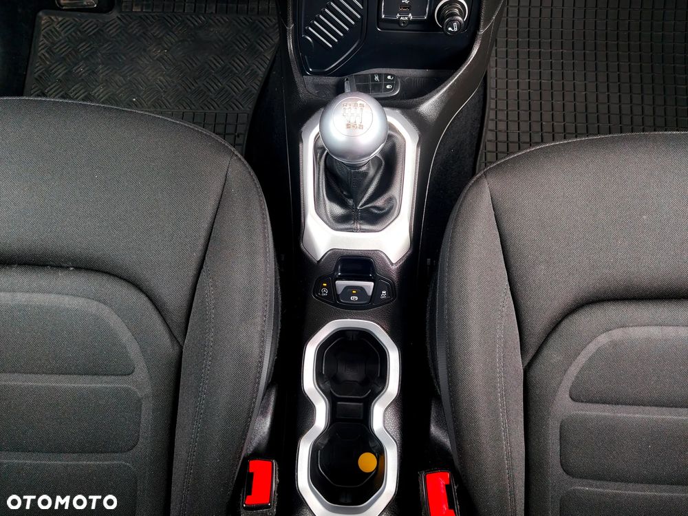 Jeep Renegade 1.4 MultiAir Limited - 23
