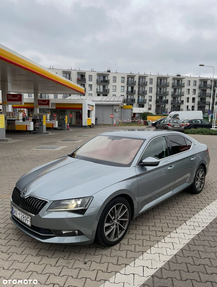 Skoda Superb 1.8 TSI Ambition DSG - 11