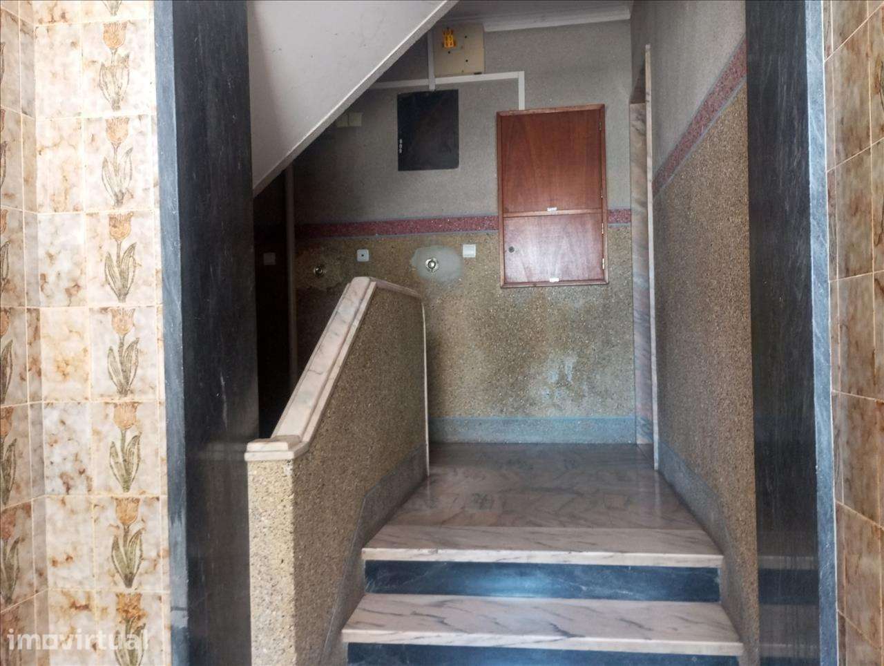 Apartamento T1 em Rio de Mouro - Grande imagem: 2/6