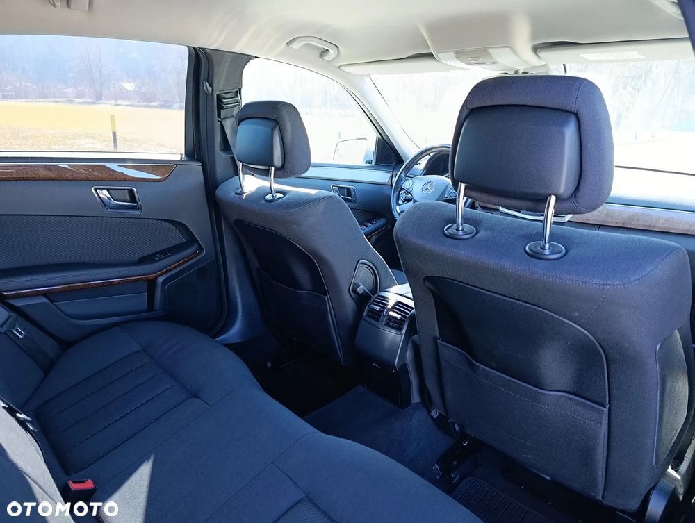 Mercedes-Benz Klasa E 200 Kompressor Automatik Elegance - 17