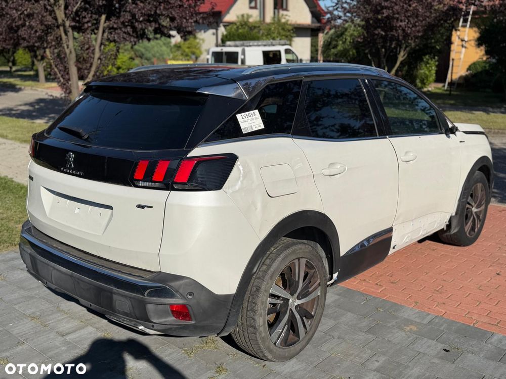 Peugeot 3008 1.2 PureTech Allure S&S - 5