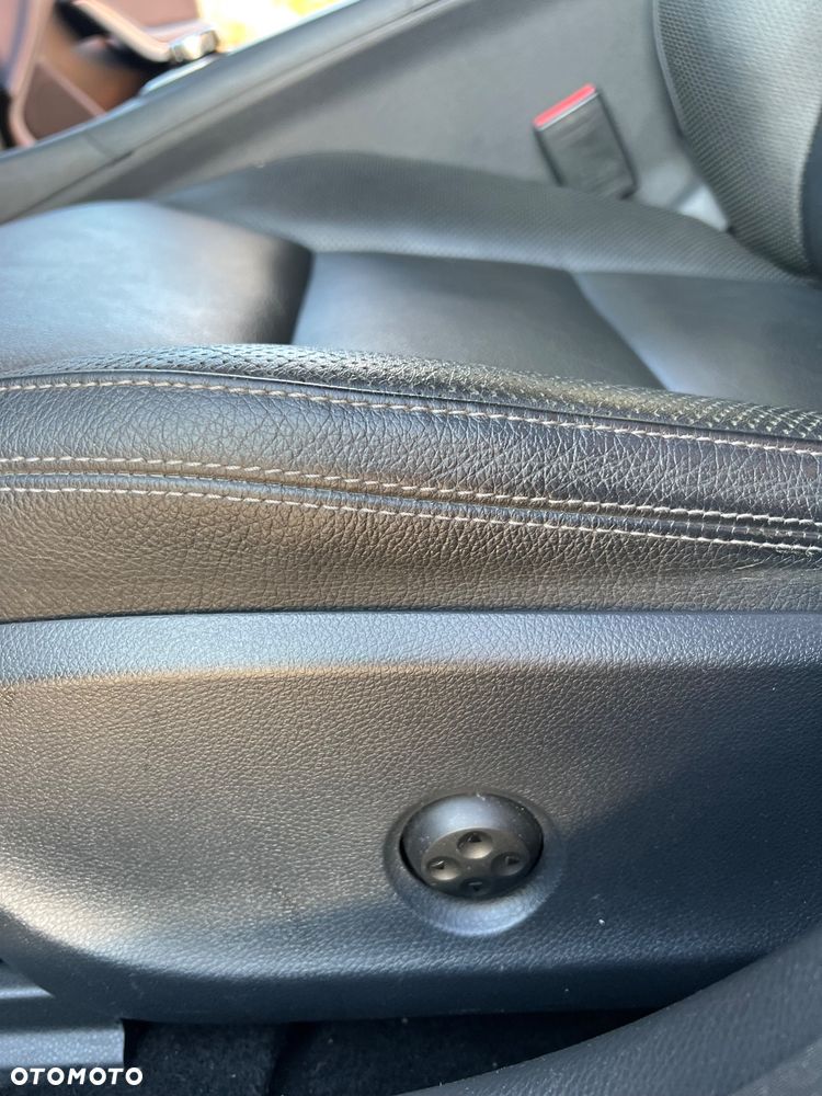 Mercedes-Benz CLA 200 7G-DCT AMG Line - 18