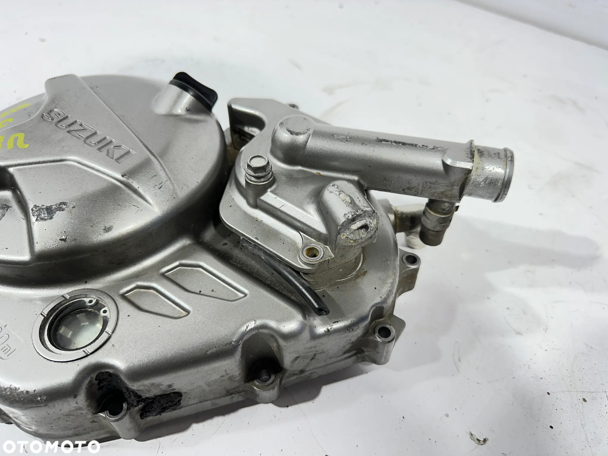 Dekiel pokrywa silnika prawa Suzuki V strom V-Strome 650 18-22r. - 2