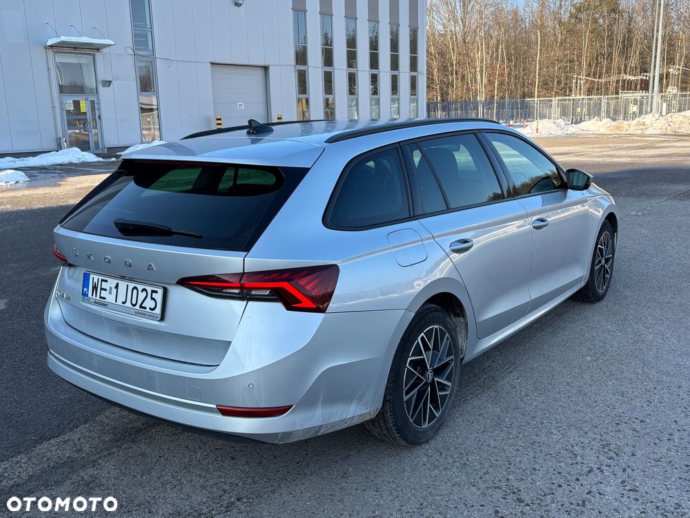 Skoda Octavia 2.0 TDI Ambition DSG - 9