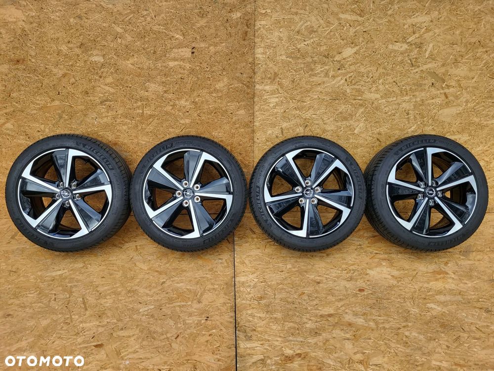 OPEL ASTRA L KOŁA 225/45R17 MICHELIN PRIMACY4 KOMPLET 9847065380 - 1