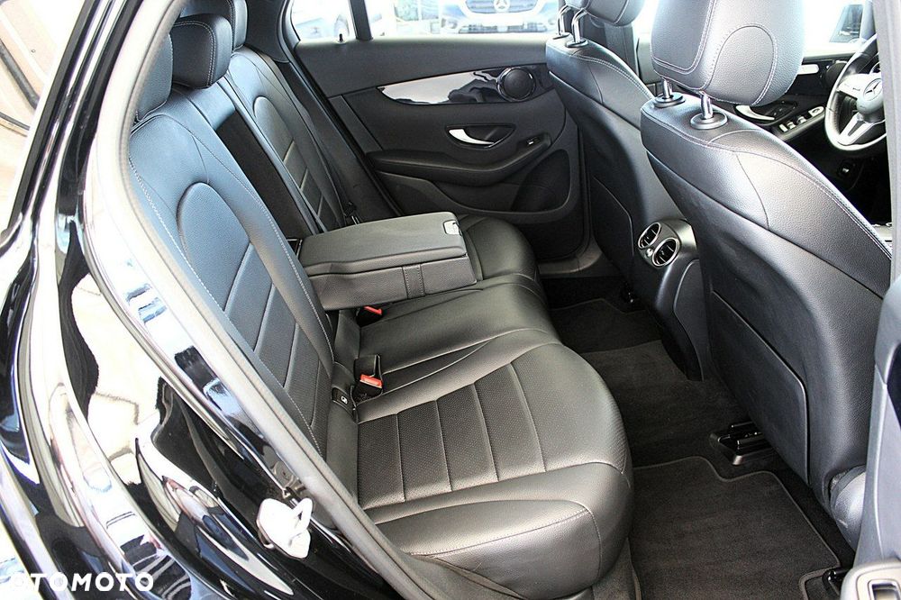 Mercedes-Benz GLC - 13