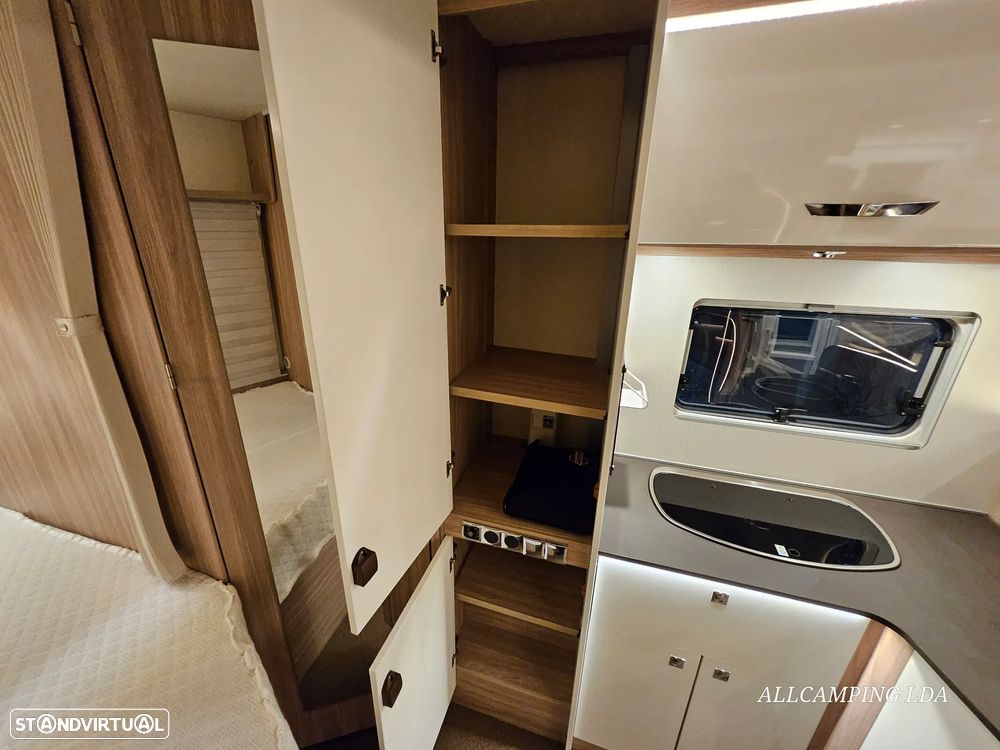 Burstner Delfin CAMA FRANCESA + BASCULANTE - 53